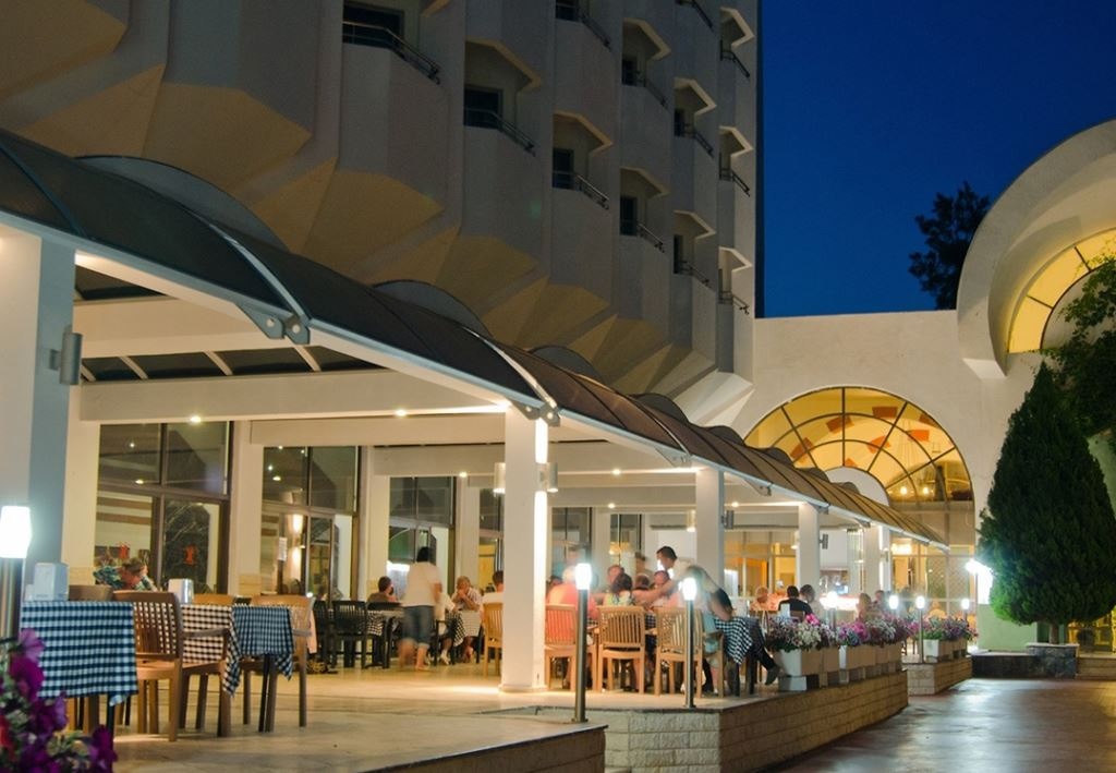 general-main-building