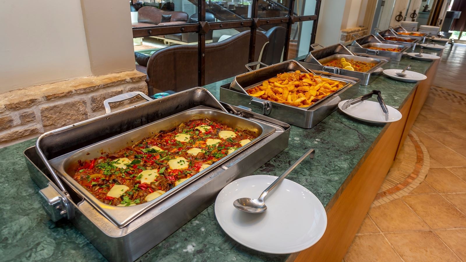 restaurants-restaurant