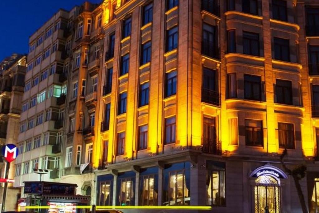 general-main-building