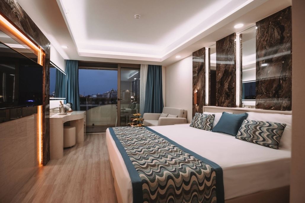 rooms-standard-room-with-balcony