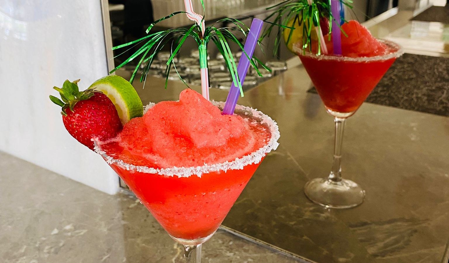 bars-be-mine-lobby-bar