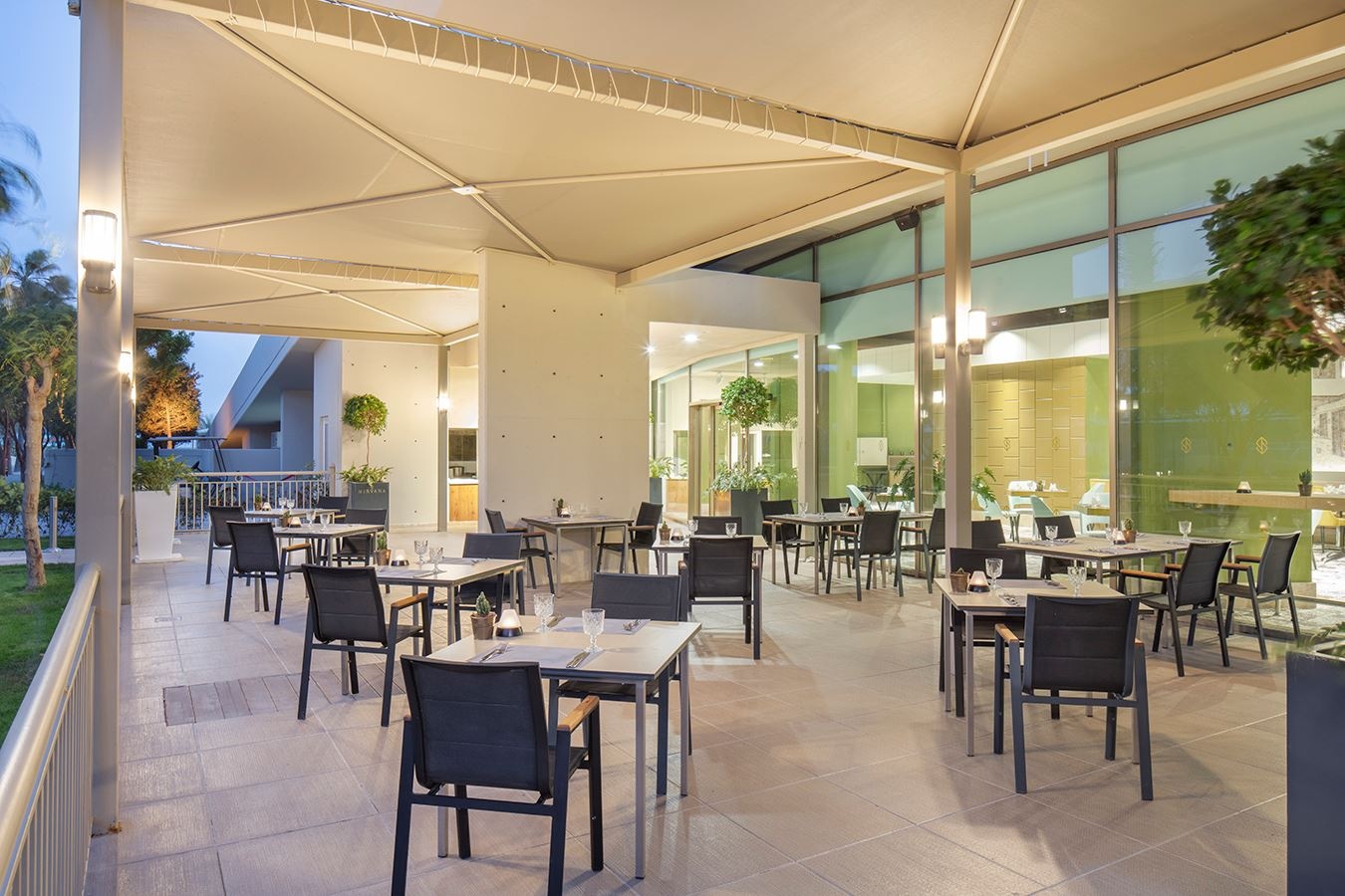 restaurants-miras-of-anotalia