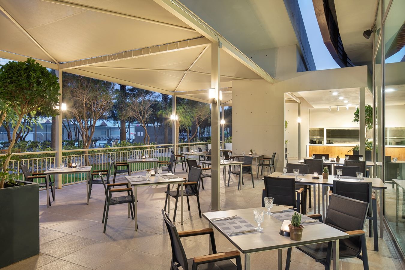 restaurants-miras-of-anotalia