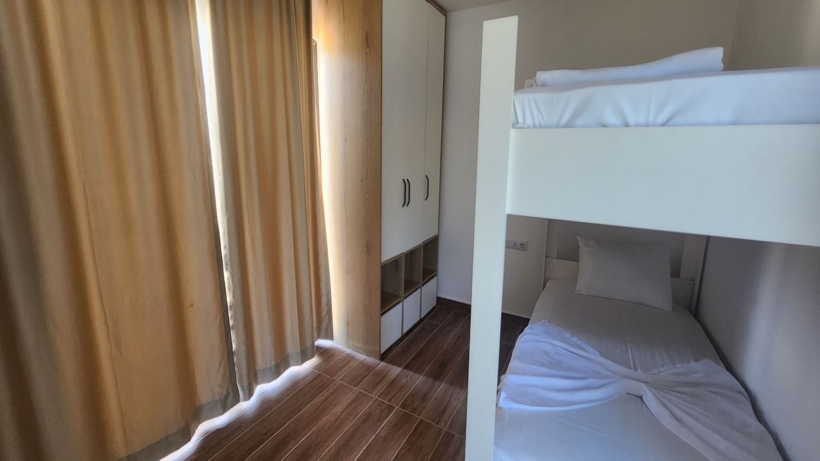 rooms-luxury-beach-suite