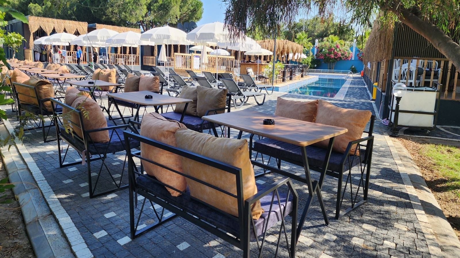 rooms-luxury-beach-suite