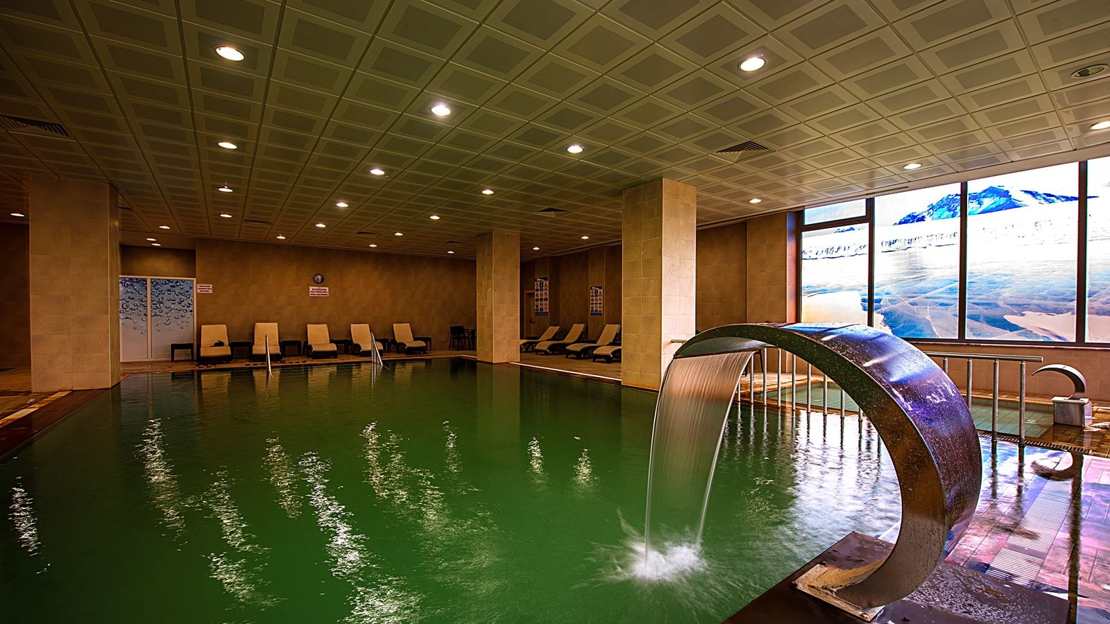 pools-indoor-pool