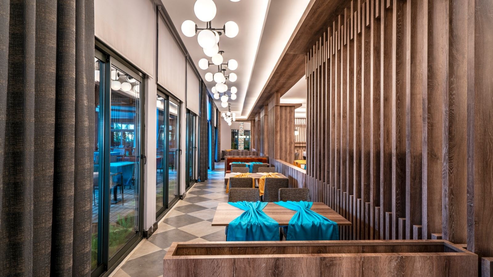 restaurants-main-restaurant