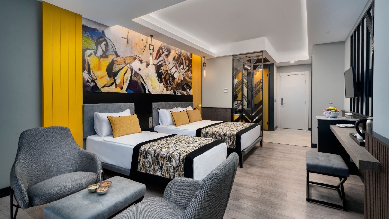 rooms-standard-room-pool-side