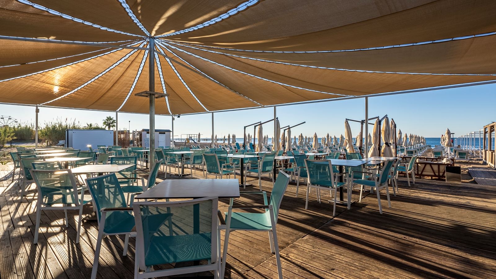 restaurants-beach-restaurant