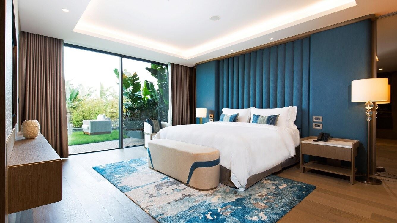 rooms-reges-swim-up-suite