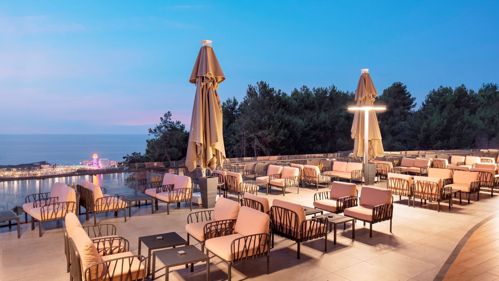 bars-lobby-infinity-bar