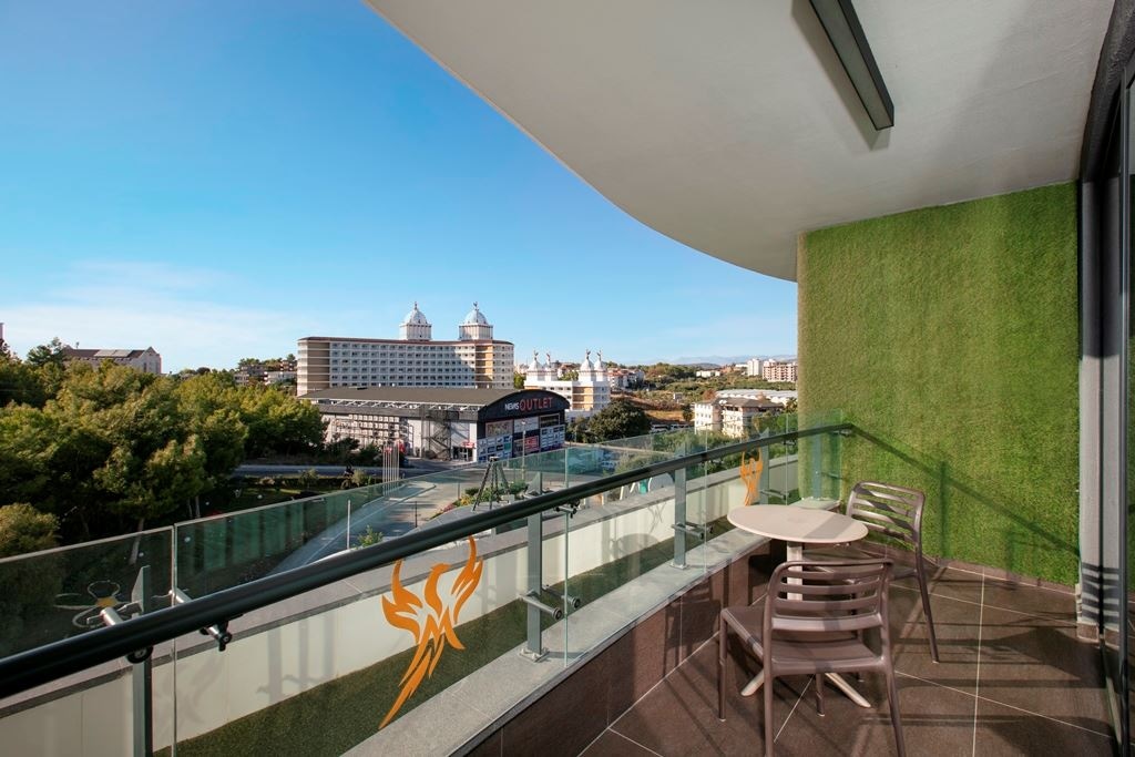 rooms-standard-room-garden-view