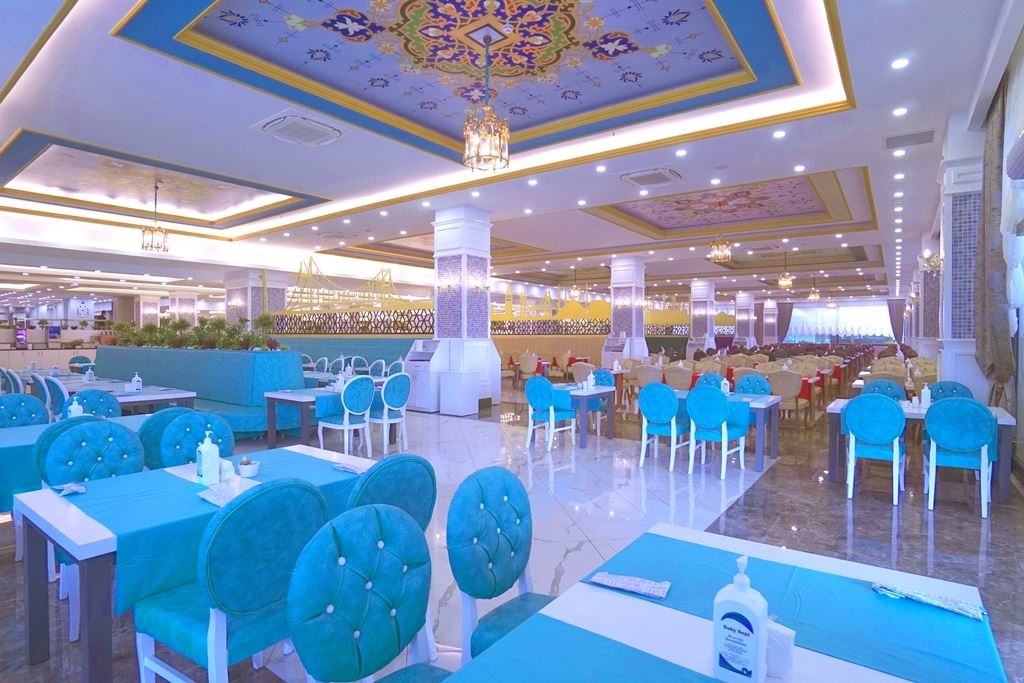 restaurants-palace-restaurant