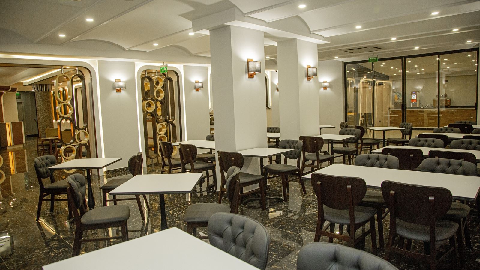 restaurants-main-restaurant