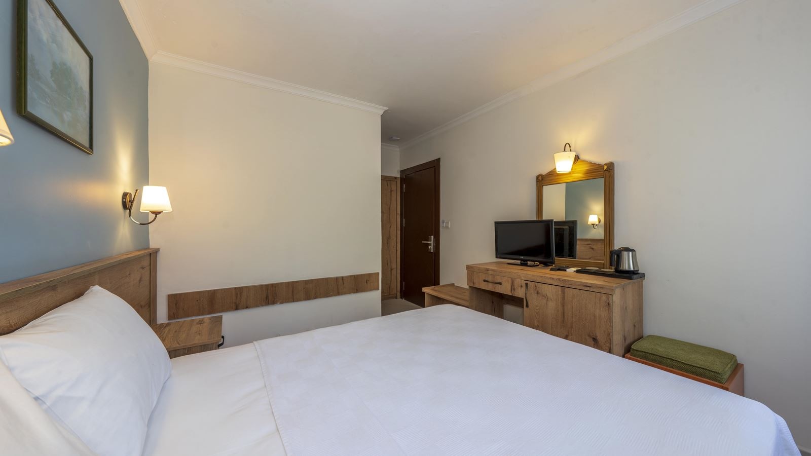 rooms-standard-room-with-balcony