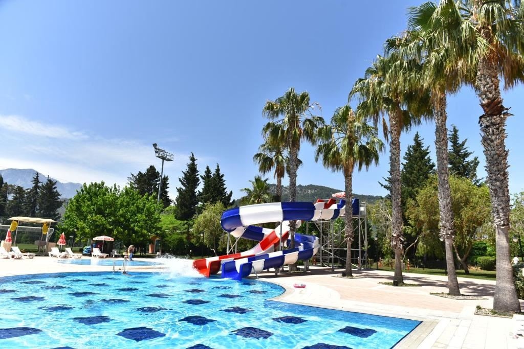 water-park-water-park