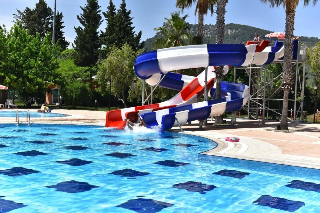 water-park-water-park