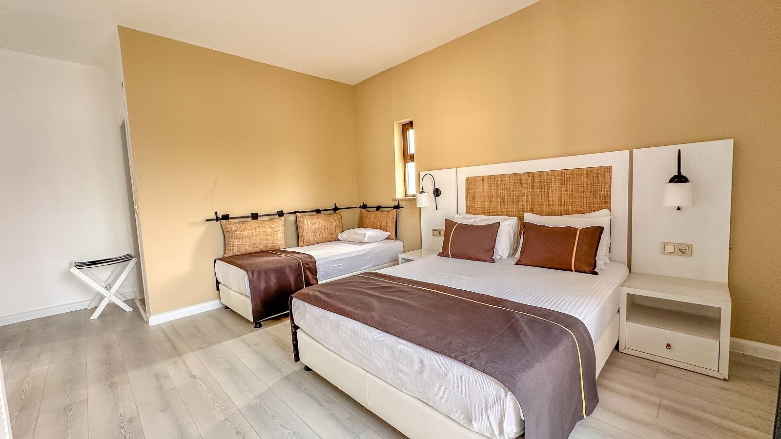 rooms-deniz-manzarali-oda