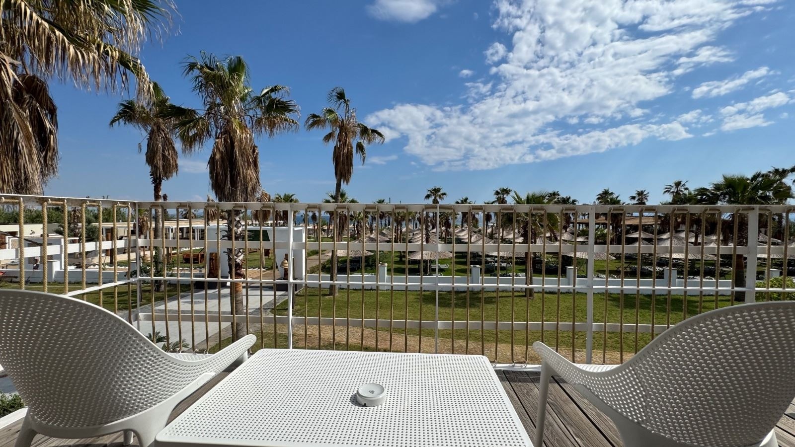 rooms-deniz-manzarali-oda