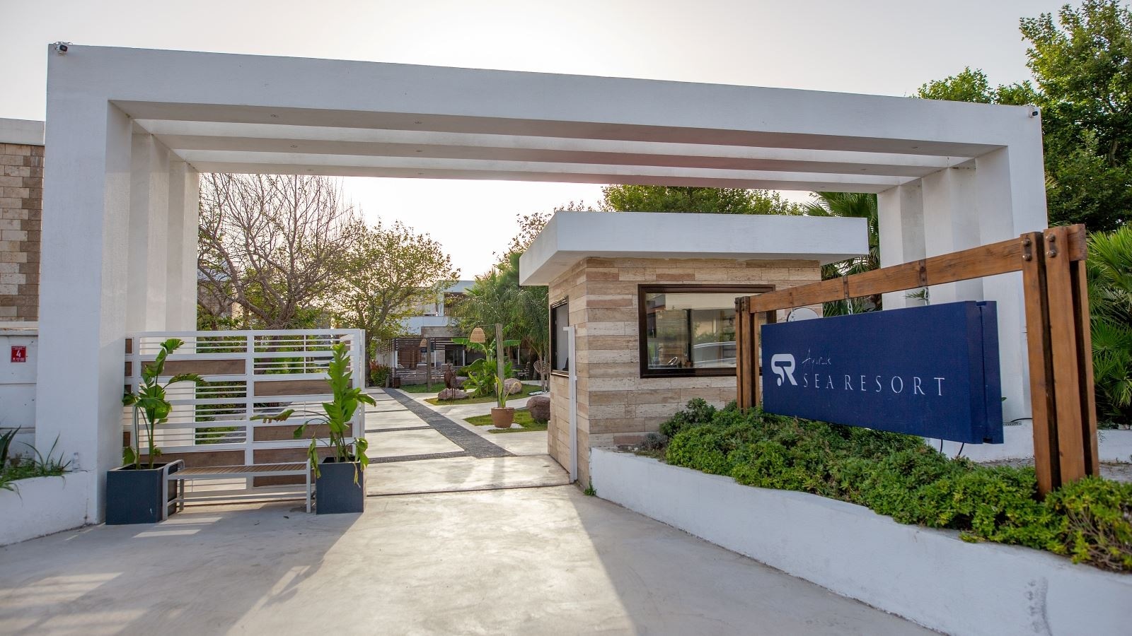 general-main-building