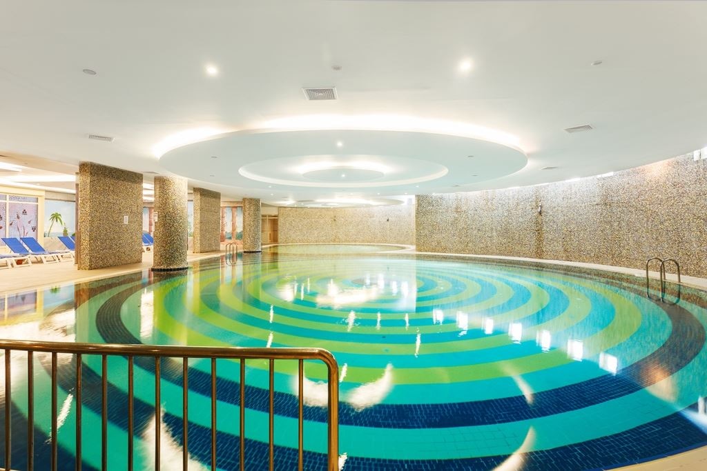pools-indoor-pool