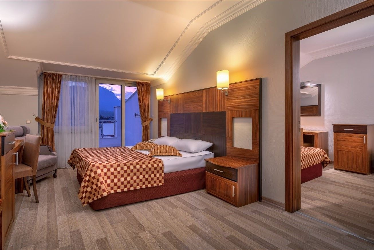 rooms-family-room-2-bedrooms