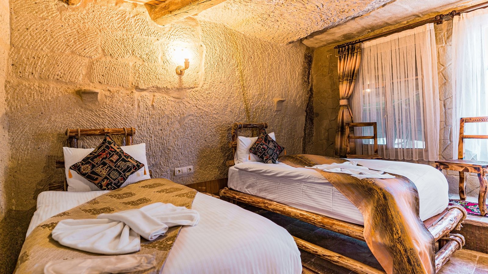 rooms-villa-ennar-cave