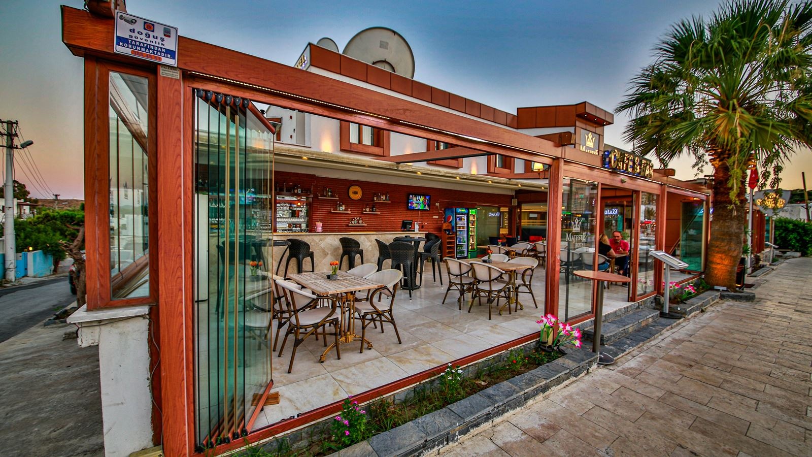 restaurants-main-restaurant