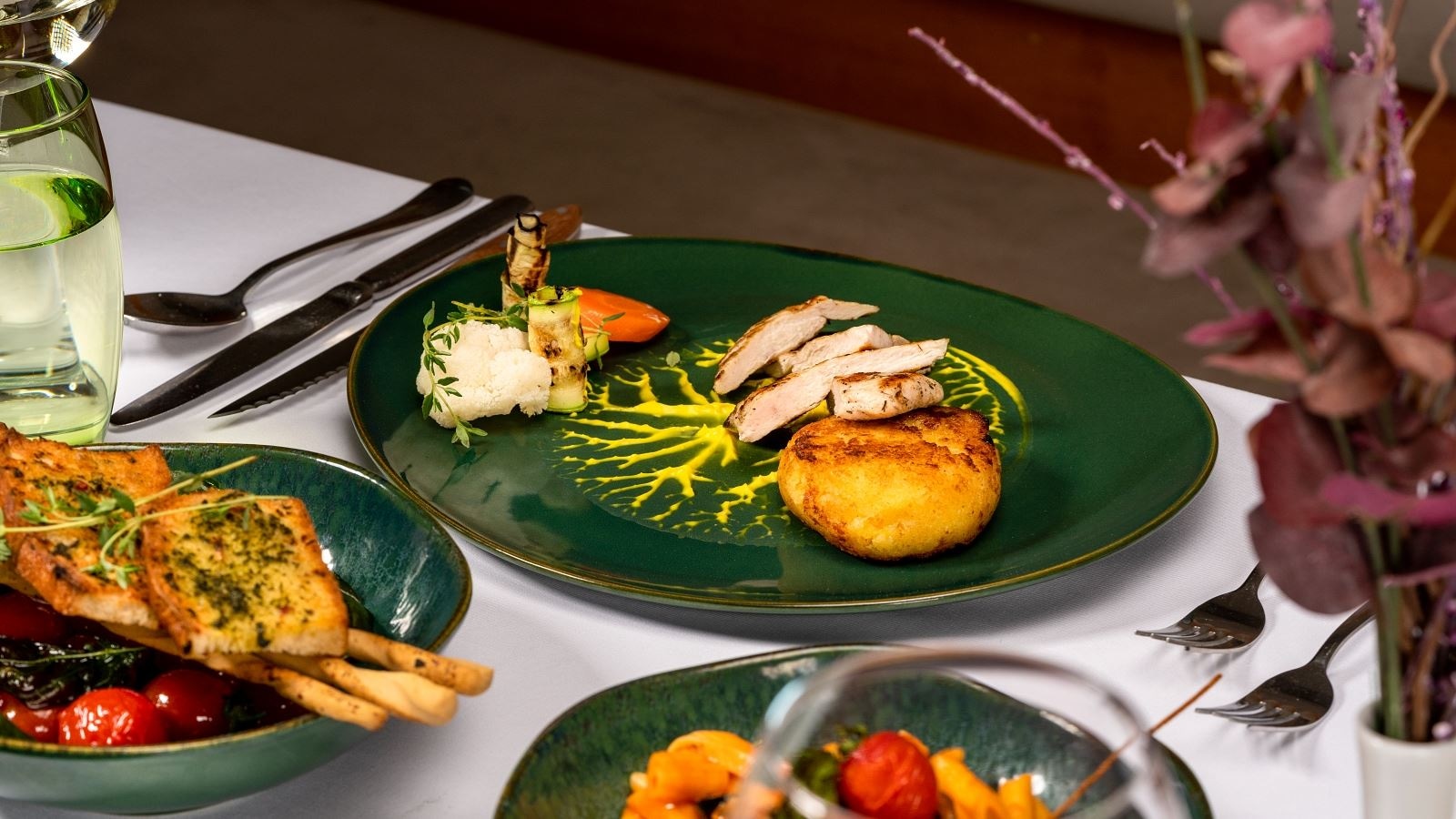 restaurants-main-restaurant