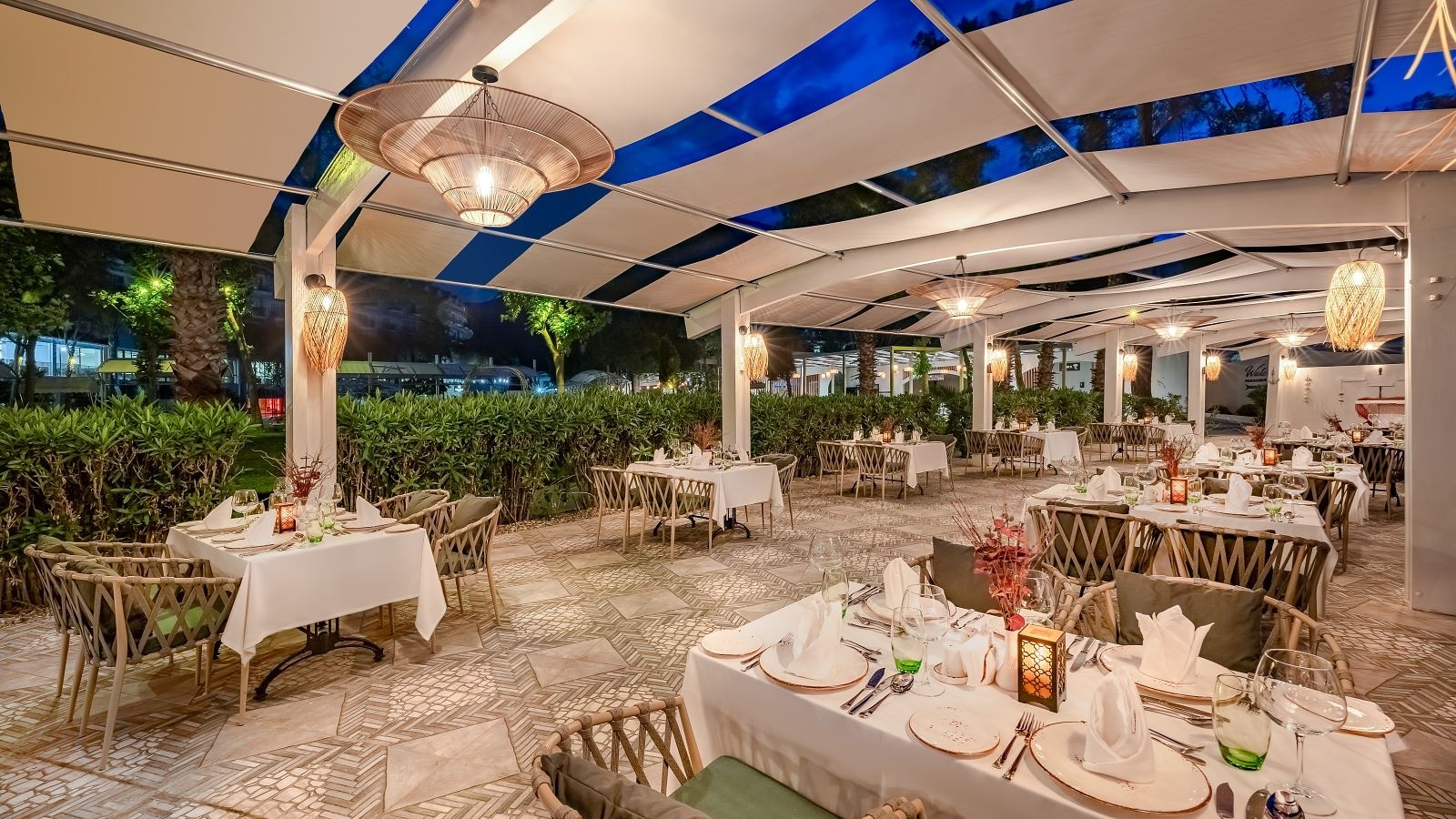 restaurants-main-restaurant