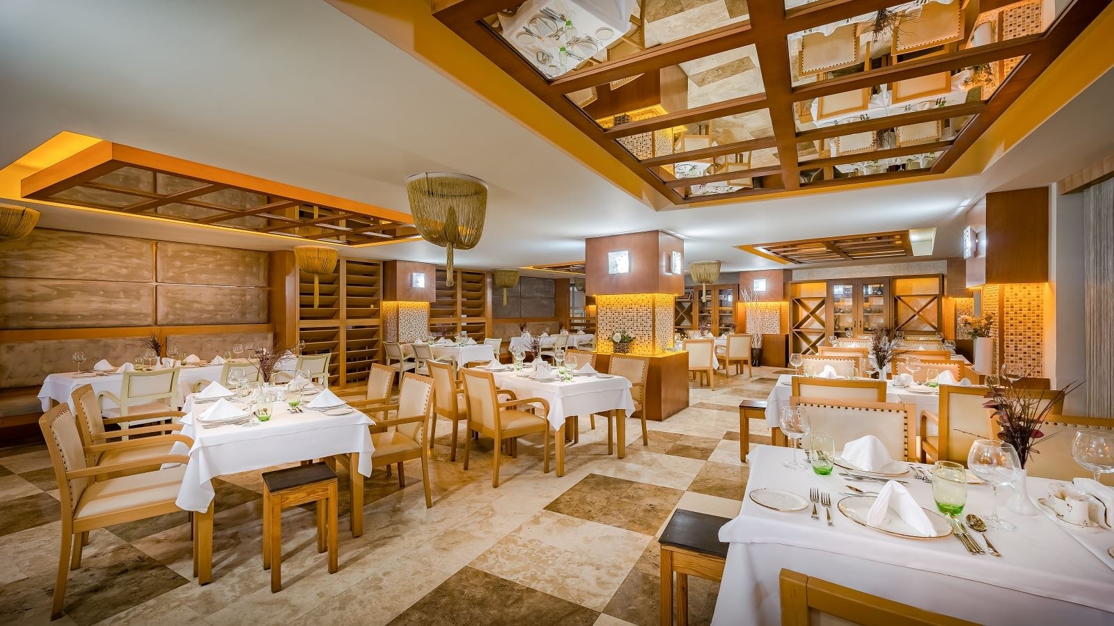 restaurants-main-restaurant