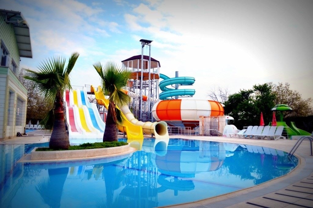 water-park-water-park