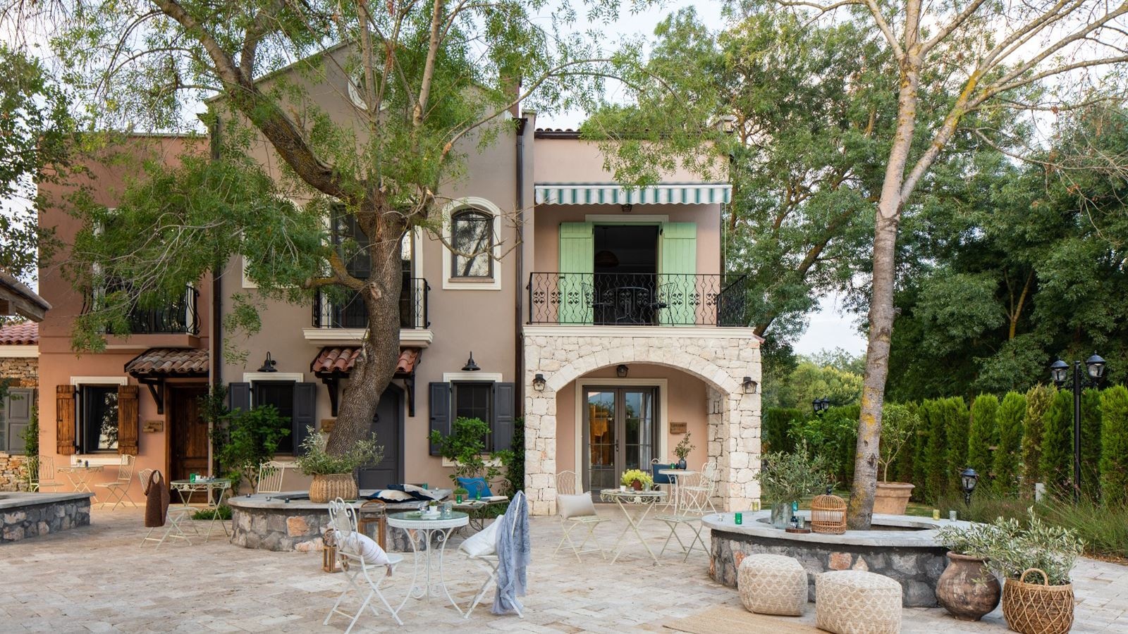 general-main-building