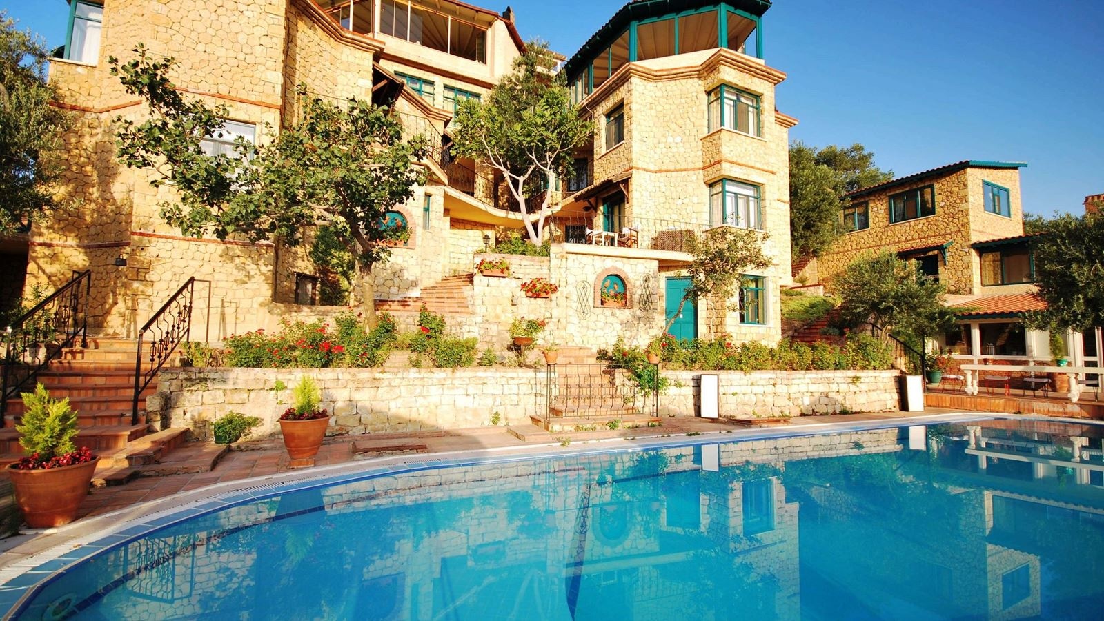 general-main-building