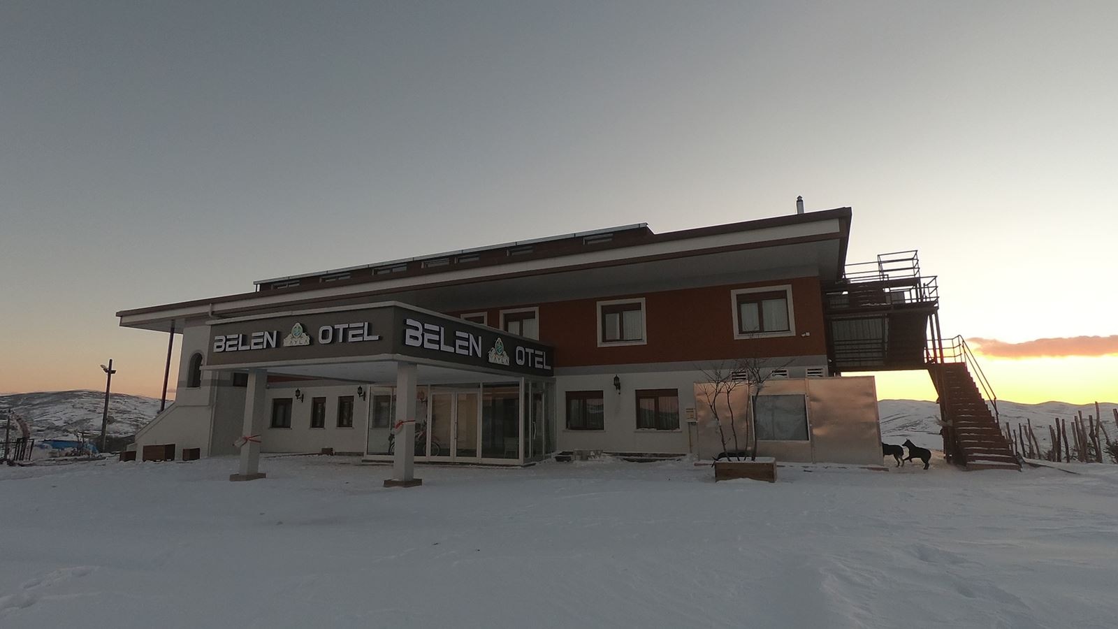 general-main-building