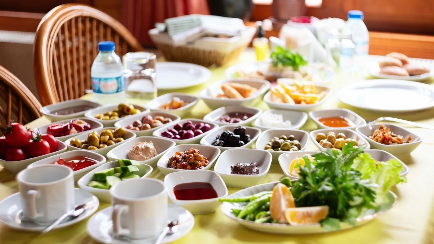 restaurants-main-building