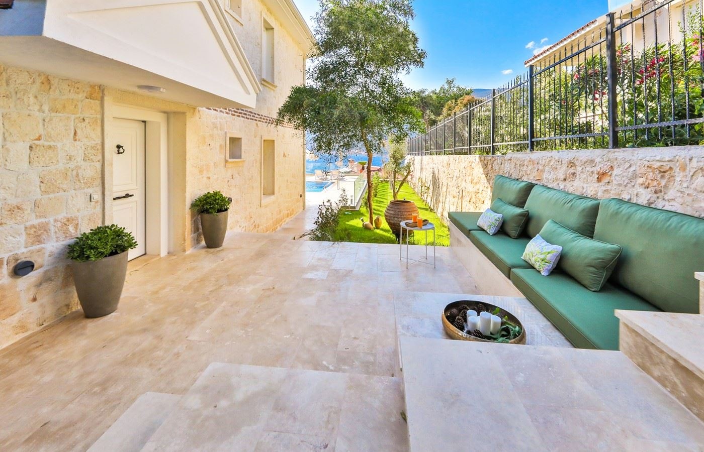 rooms-villa-peninsula-gardens