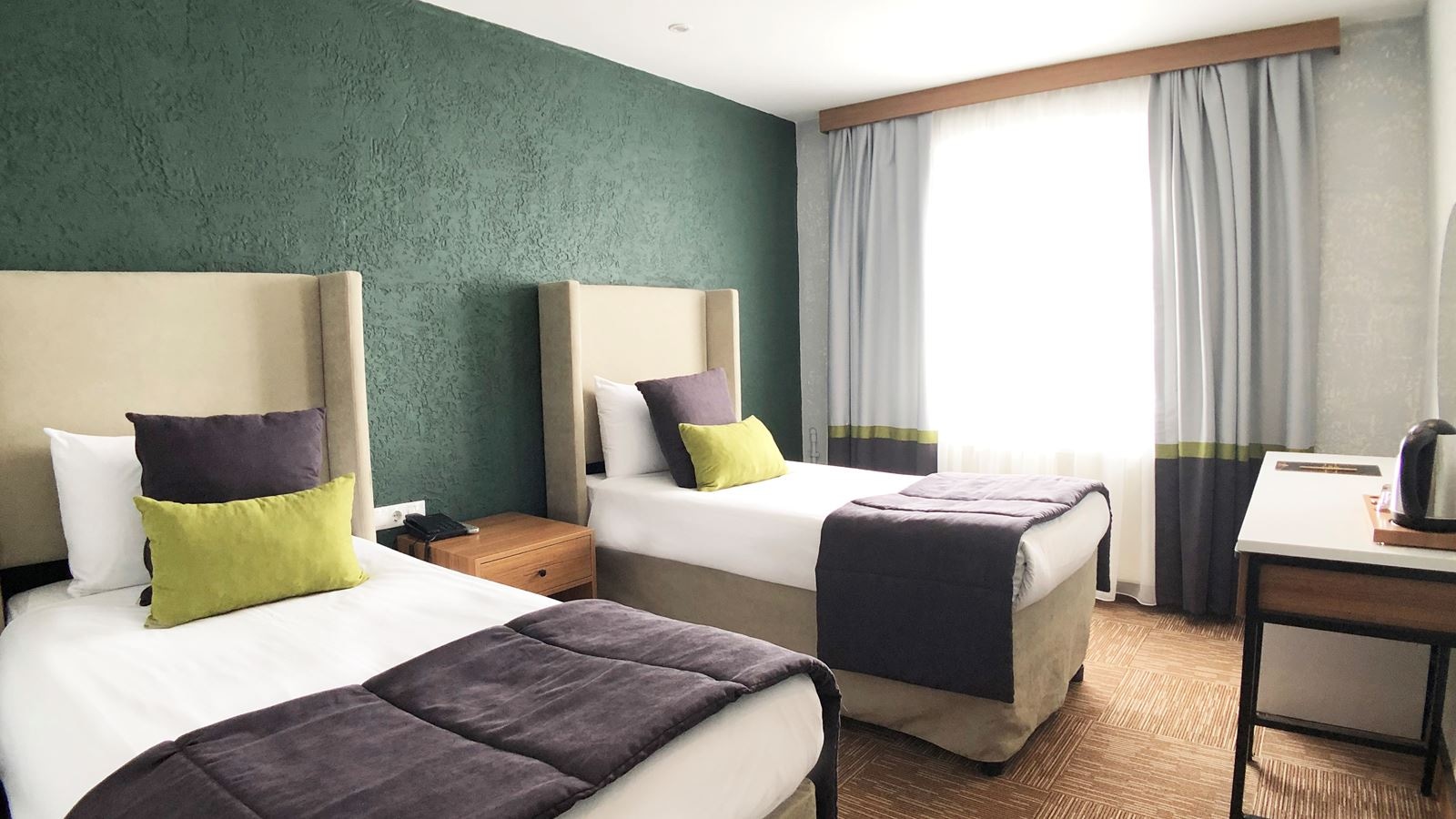 rooms-family-room-standard