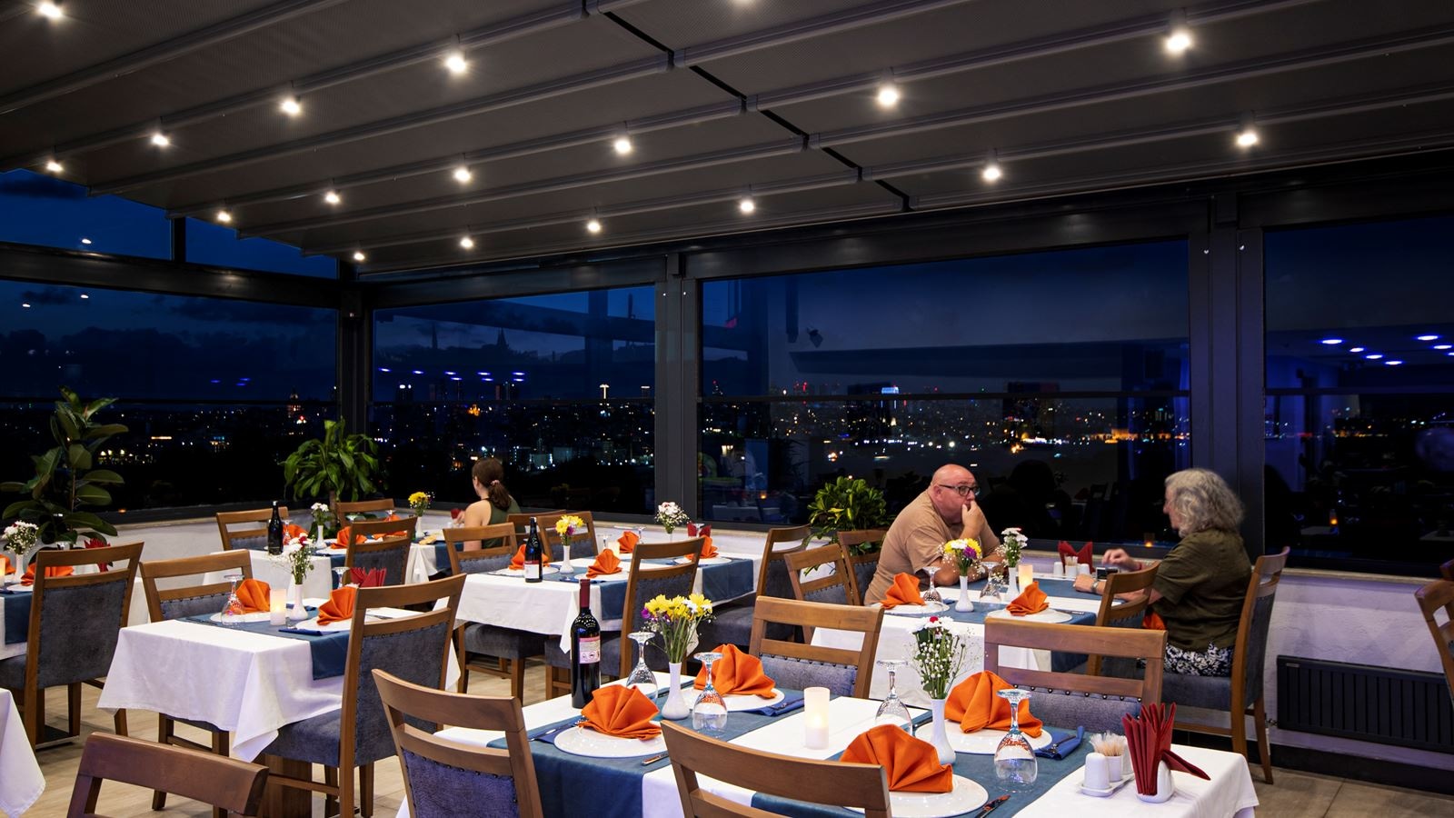 restaurants-restaurants