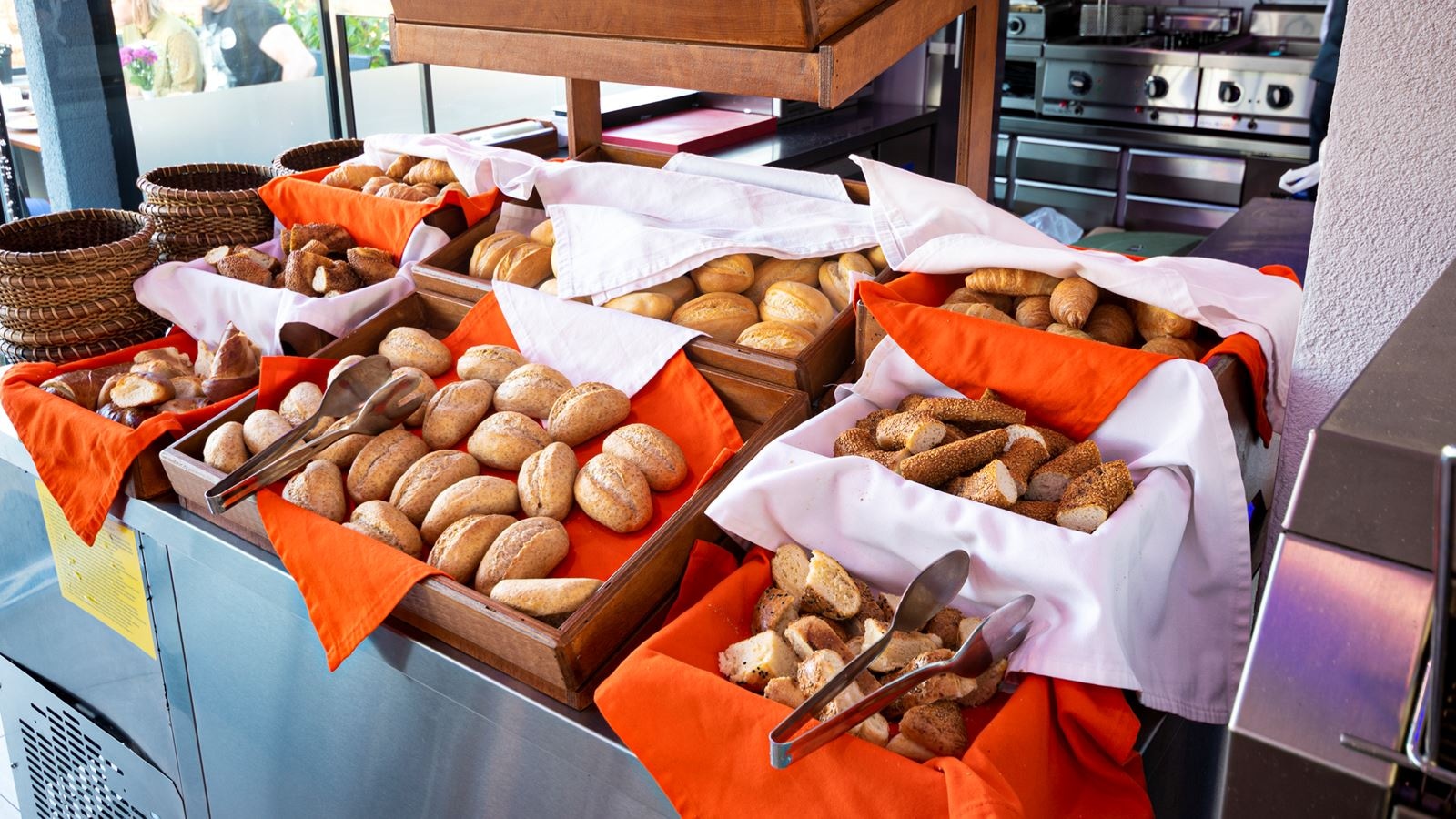 restaurants-restaurants