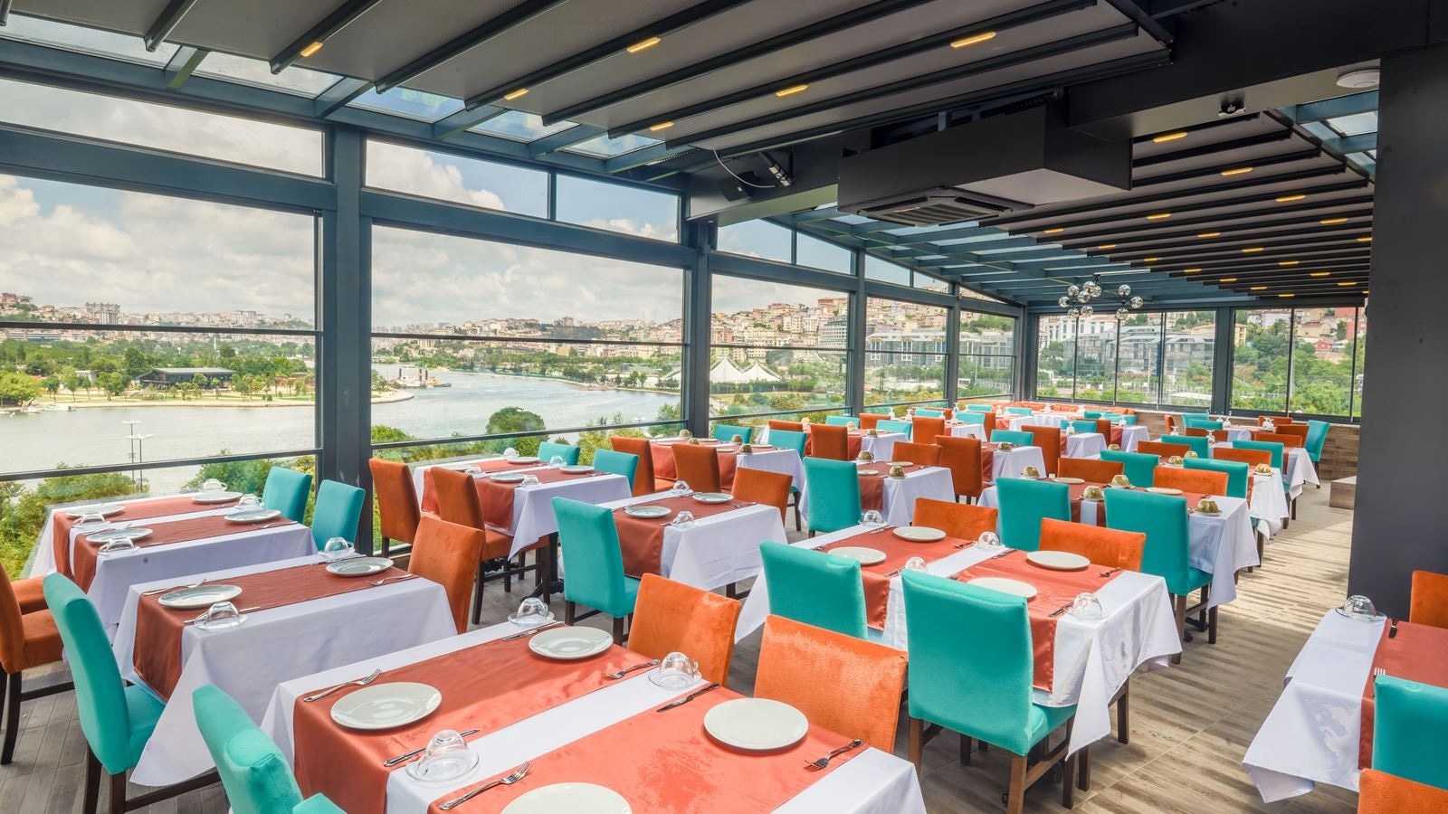 restaurants-restaurants