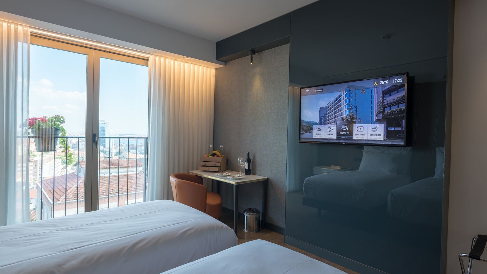 rooms-room-deluxe-sea-view