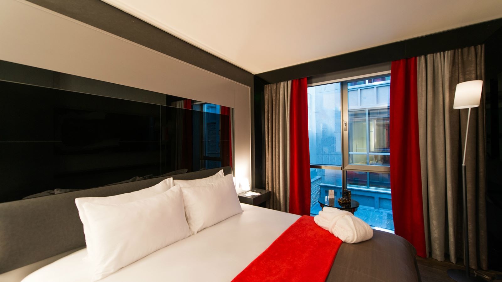 rooms-double-standard