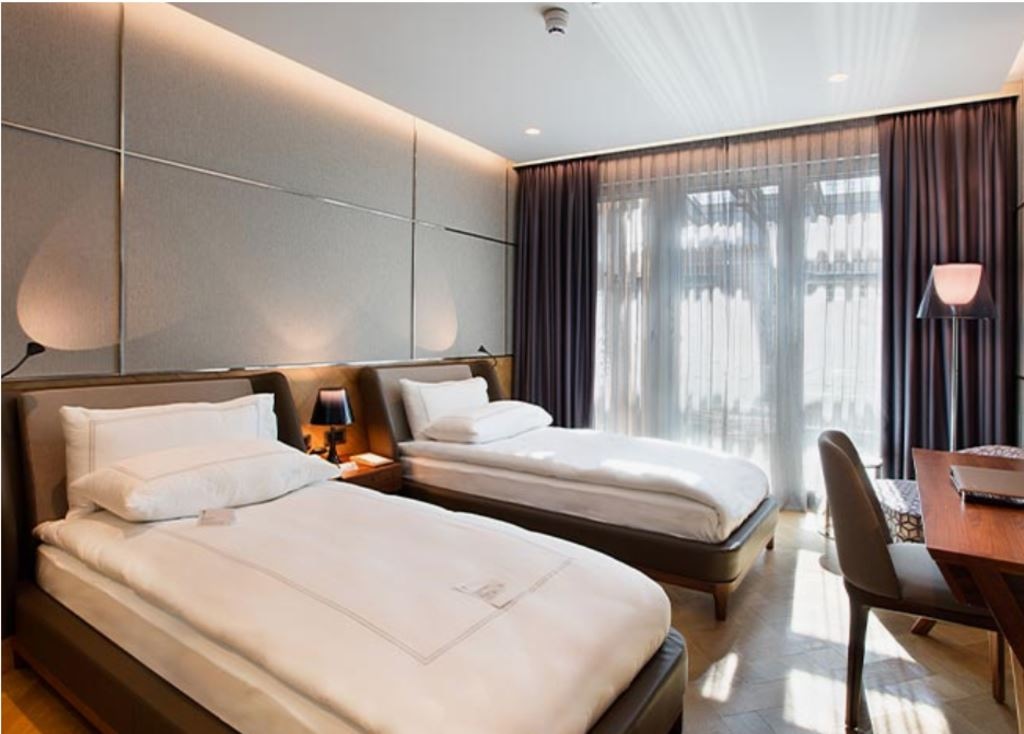 rooms-deluxe-twin-room