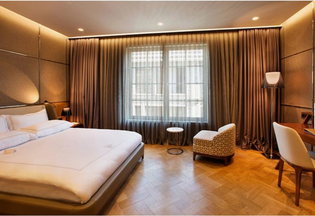rooms-executive-room