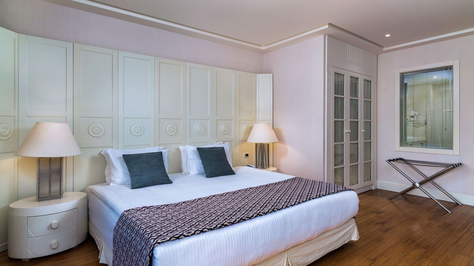 rooms-luxury-room-sea-view