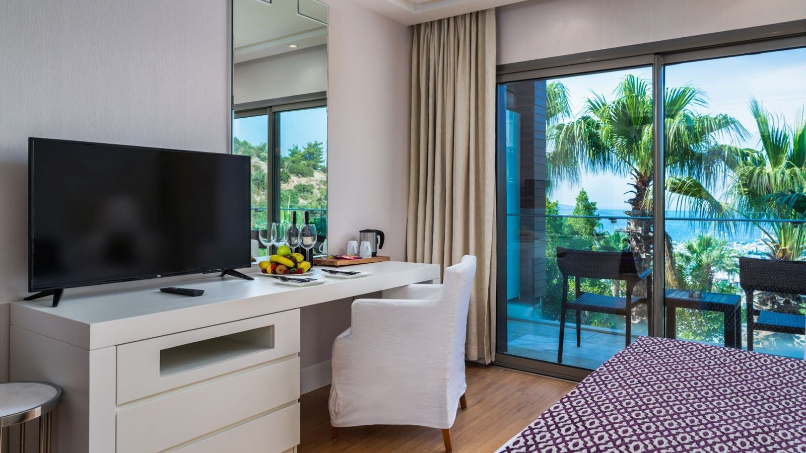 rooms-luxury-room-sea-view
