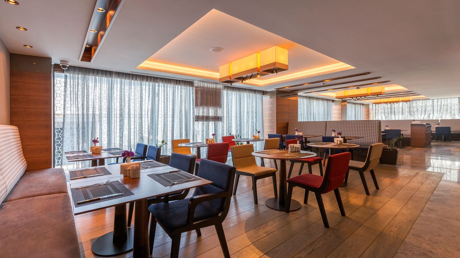 restaurants-restaurants