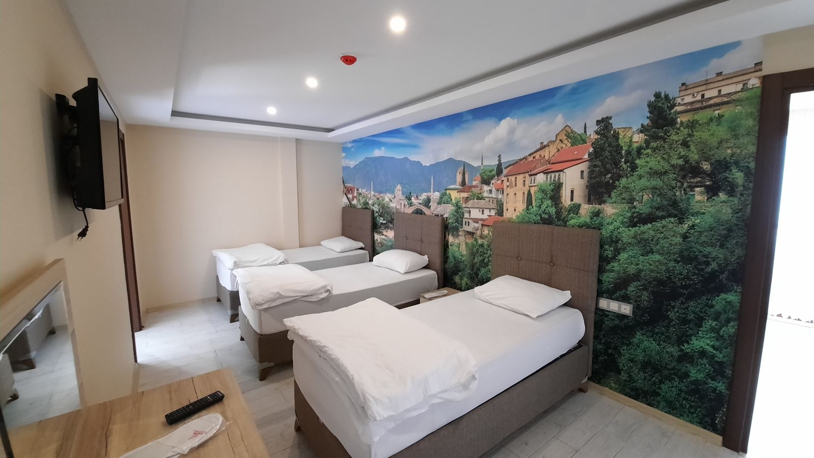 rooms-cift-kisilik-gol-manzarali-oda