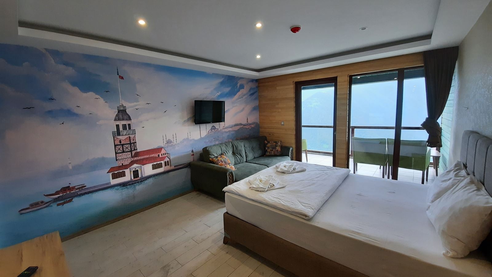 rooms-cift-kisilik-gol-manzarali-oda